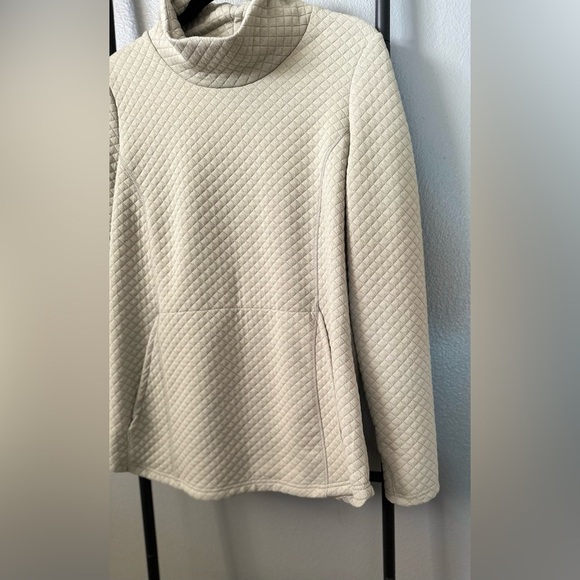 Stoic Women's Quilted Cowl Neck Pullover Sweater Long Sleeve in a Light Cream. - Picture 2 of 14